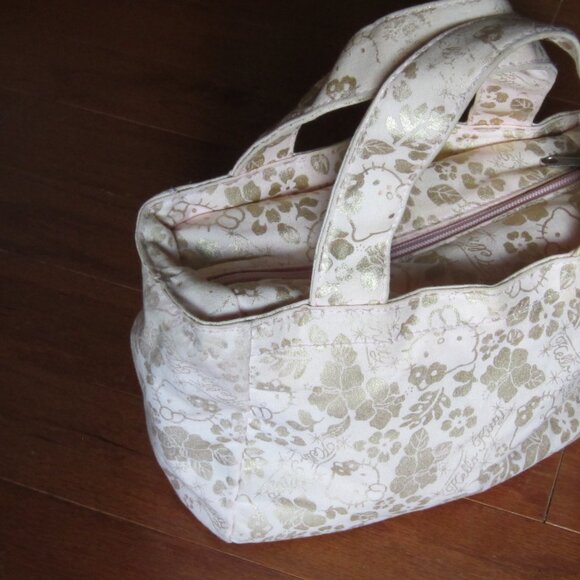 Sanrio Hello Kitty Canvas purse - Picture 2 of 7